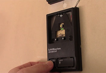 Opener Remote Control Failed | Garage Door Repair Walnut Creek, CA Opener Remote Control Failed | Garage Door Repair Walnut Creek, CA